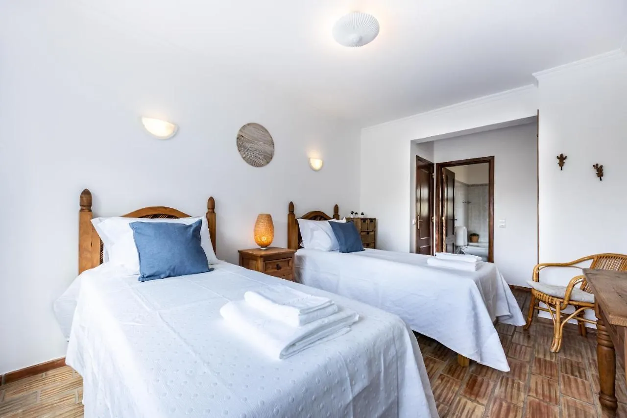 Coolhouses Luz, 3 Bed Linked House, Shared Pool, A Stone'S Throw Of The Sea, Casa Sirrah 0*, Praia Da Luz Portugal