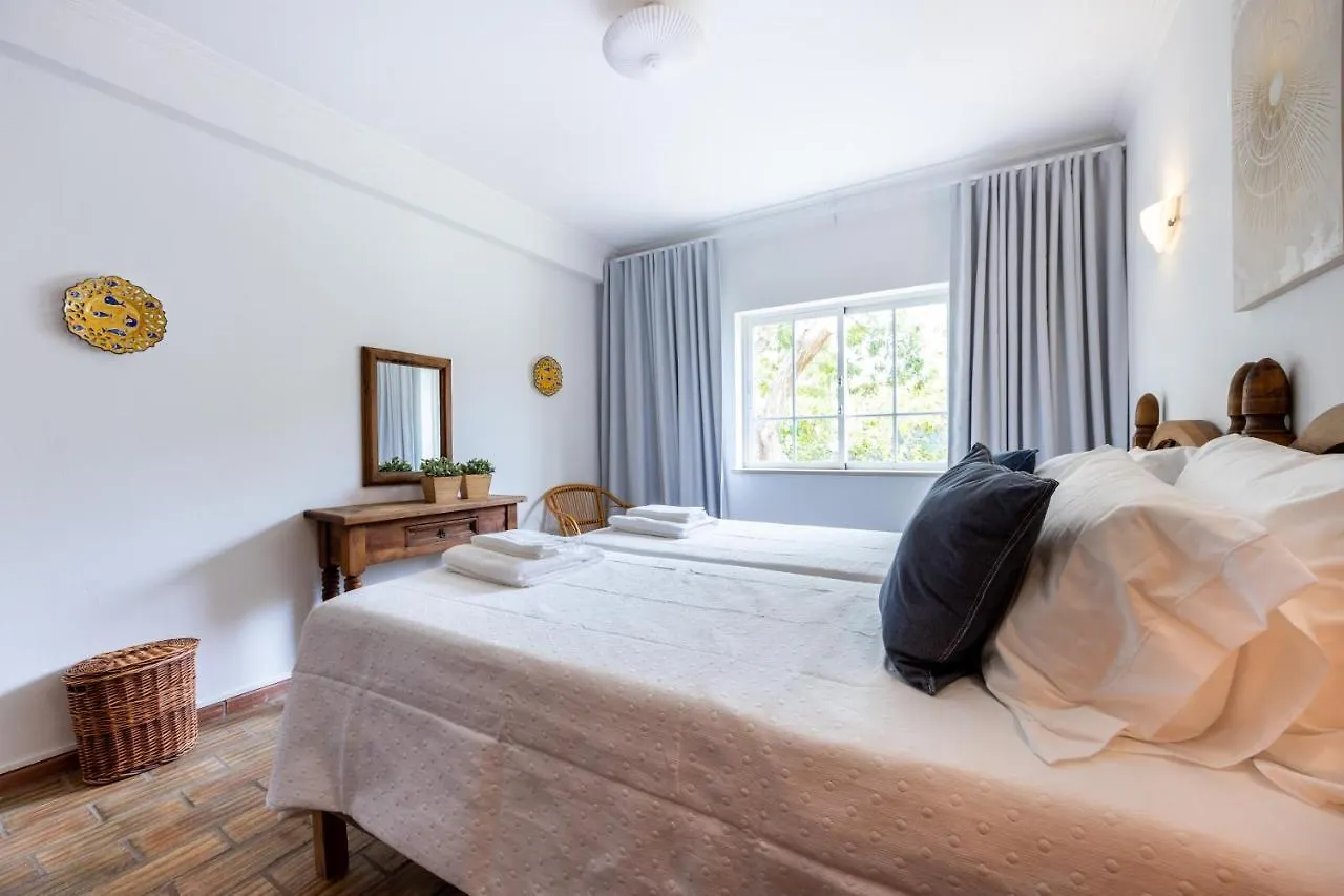 Coolhouses Luz, 3 Bed Linked House, Shared Pool, A Stone'S Throw Of The Sea, Casa Sirrah Holiday home