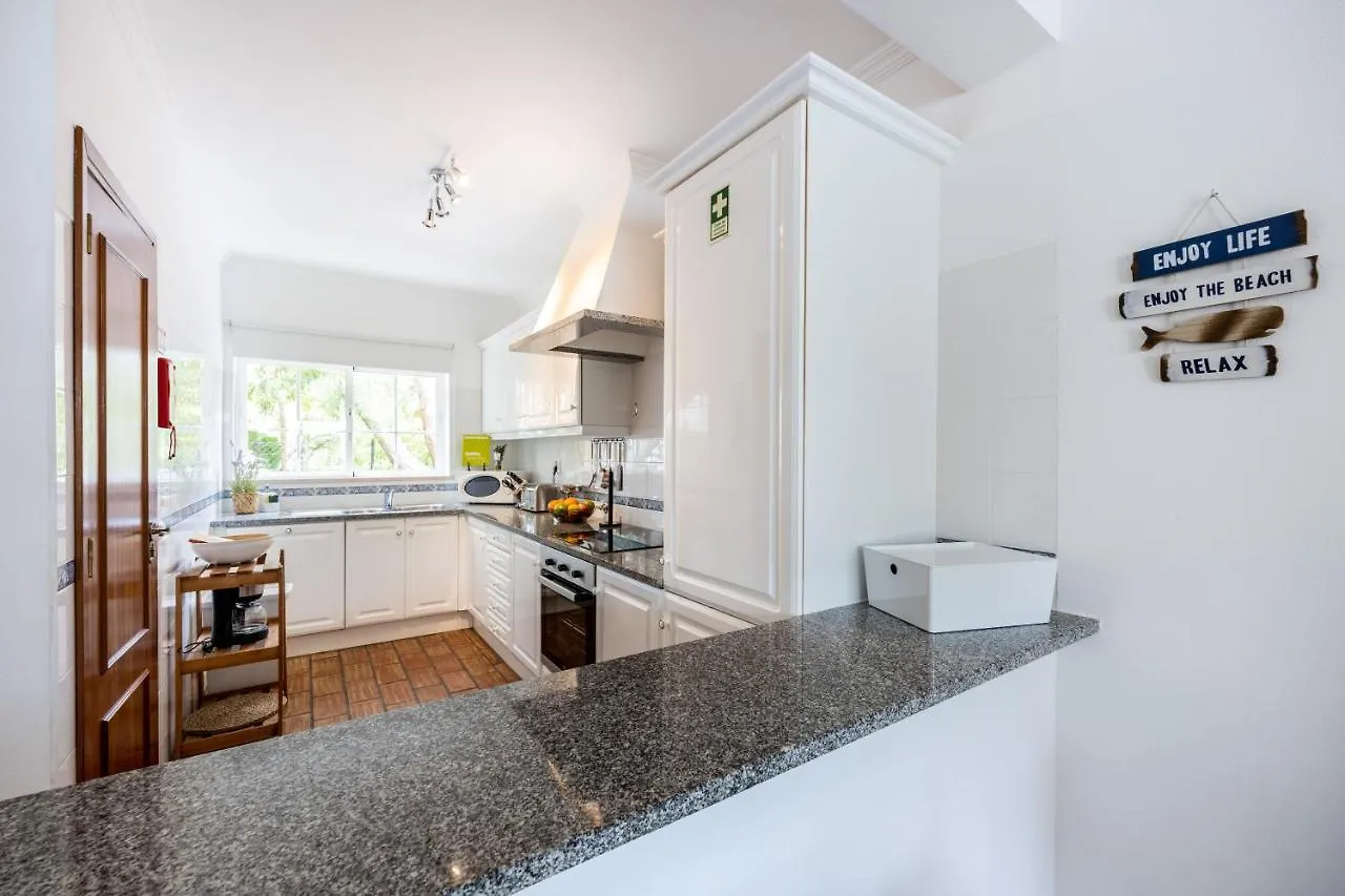 Holiday home Coolhouses Luz, 3 Bed Linked House, Shared Pool, A Stone'S Throw Of The Sea, Casa Sirrah Portugal