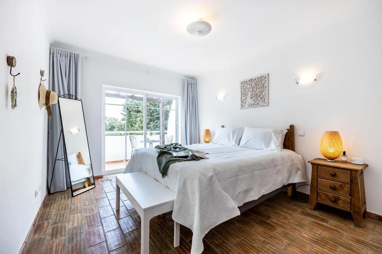Coolhouses Luz, 3 Bed Linked House, Shared Pool, A Stone'S Throw Of The Sea, Casa Sirrah Praia Da Luz